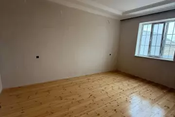 Satılır Həyət Evi Savalan Qəsəbəsida