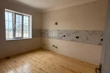 Satılır Həyət Evi Savalan Qəsəbəsida