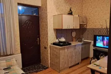 Aylıq Kirayə Həyət Evi Xırdalan şəhərində