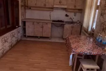 Aylıq Kirayə Köhnə Tikili Xırdalan şəhərində