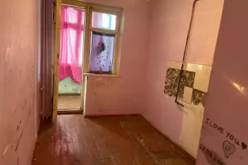 Satılır Köhnə Tikili Biləcəridə