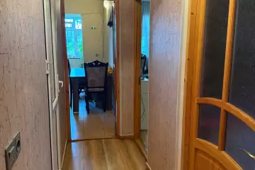 Satılır Köhnə Tikili Biləcəridə