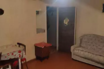 Satılır Köhnə Tikili Elmler Akademiyasıda