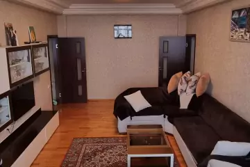 Satılır Yeni Tikili Yeni Yasamalda