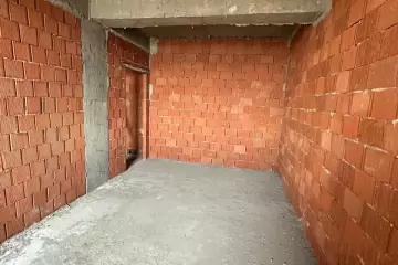 Satılır Yeni Tikili 6-cı Mikrorayonda