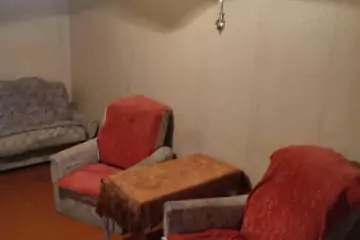 Satılır Köhnə Tikili Elmler Akademiyasıda