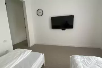 Satılır Köhnə Tikili Azərbaycan Dillər Universitetində