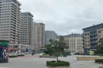 Satılır Obyekt Ağ şəhər Kompleksində