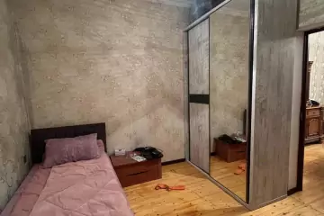Satılır Həyət Evi Bakıda
