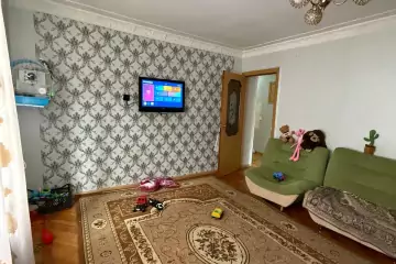Satılır Köhnə Tikili Yasamalda