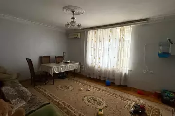 Satılır Köhnə Tikili Yasamalda