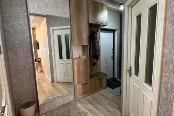 Satılır Yeni Tikili Ukraniya Dairəsida