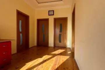 Satılır Bağ Evi Sarayda