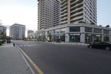 Satılır Obyekt Ağ şəhər Kompleksində