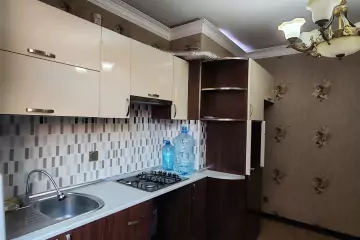 Satılır Yeni Tikili Kaktusda