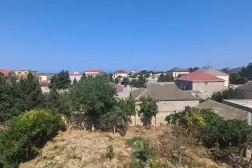 Satılır Həyət Evi Buzovnada