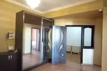Satılır Yeni Tikili Yasamalda