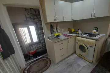 Aylıq Kirayə Köhnə Tikili İçərişəhərdə