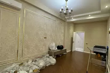 Satılır Yeni Tikili Həsən əliyev (keçmiş İnqilab)da