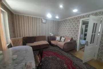 Aylıq Kirayə Köhnə Tikili İçərişəhərdə