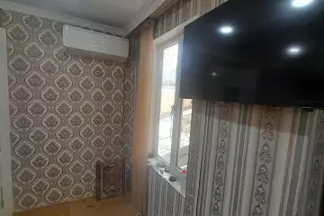 Aylıq Kirayə Köhnə Tikili İçərişəhərdə