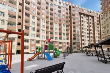 Satılır Yeni Tikili Masazırda