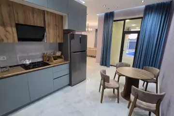 Aylıq Kirayə Bağ Evi şüvəlanda