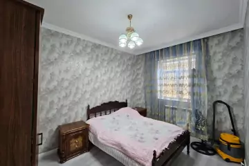 Satılır Həyət Evi Binədə