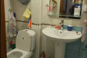 Satılır Köhnə Tikili Bakıxanovda