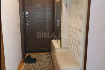 Satılır Köhnə Tikili Bakıxanovda