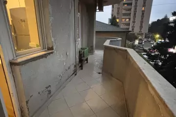 Satılır Yeni Tikili 1-ci Mikrorayonda