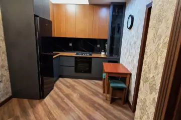 Satılır Yeni Tikili Badamdarda