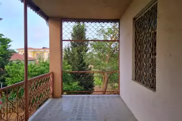Satılır Bağ Evi Bilgəhdə
