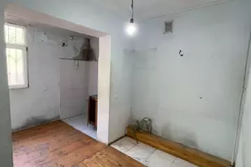 Satılır Köhnə Tikili Biləcəridə