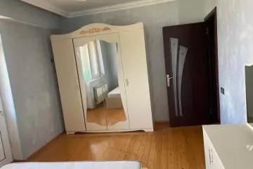 Satılır Yeni Tikili Bakıxanovda