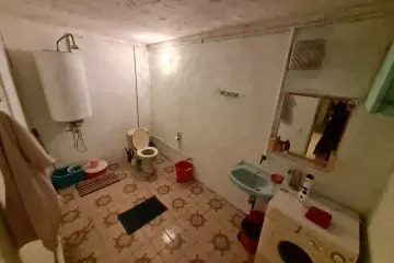 Satılır Bağ Evi Bilgəhdə