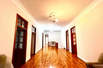 Satılır Villa Yeni Ramana Qəsəbəsida