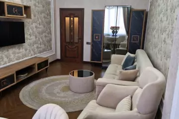 Satılır Yeni Tikili Badamdarda