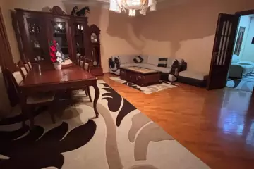 Satılır Yeni Tikili 1-ci Mikrorayonda