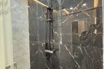 Satılır Yeni Tikili Dostluq Kinoteatrında