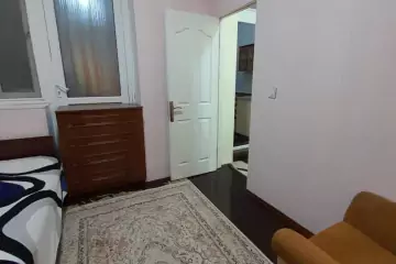 Aylıq Kirayə Köhnə Tikili Montində