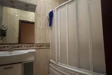 Satılır Yeni Tikili 1-ci Mikrorayonda