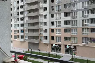 Satılır Yeni Tikili Yasamalda