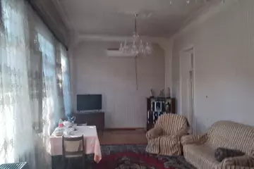 Satılır Həyət Evi Köhnə Qatırməmməd Tərəfdə