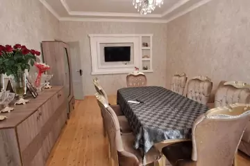 Satılır Həyət Evi Biləcəridə 