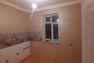 Satılır Həyət Evi Bakıda