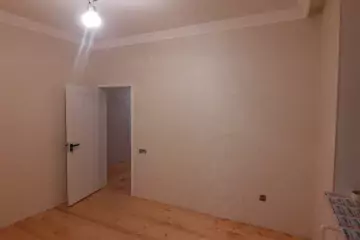 Satılır Həyət Evi Bakıda