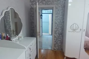 Satılır Həyət Evi Bakıda