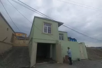 Satılır Həyət Evi Masazırda