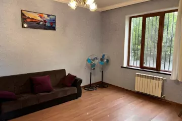 Günlük Kirayə Bağ Evi Nabranda